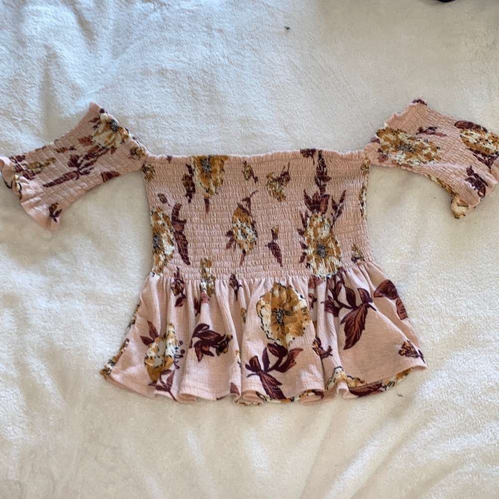 Flare Shirt with Off the Shoulder Sleeves